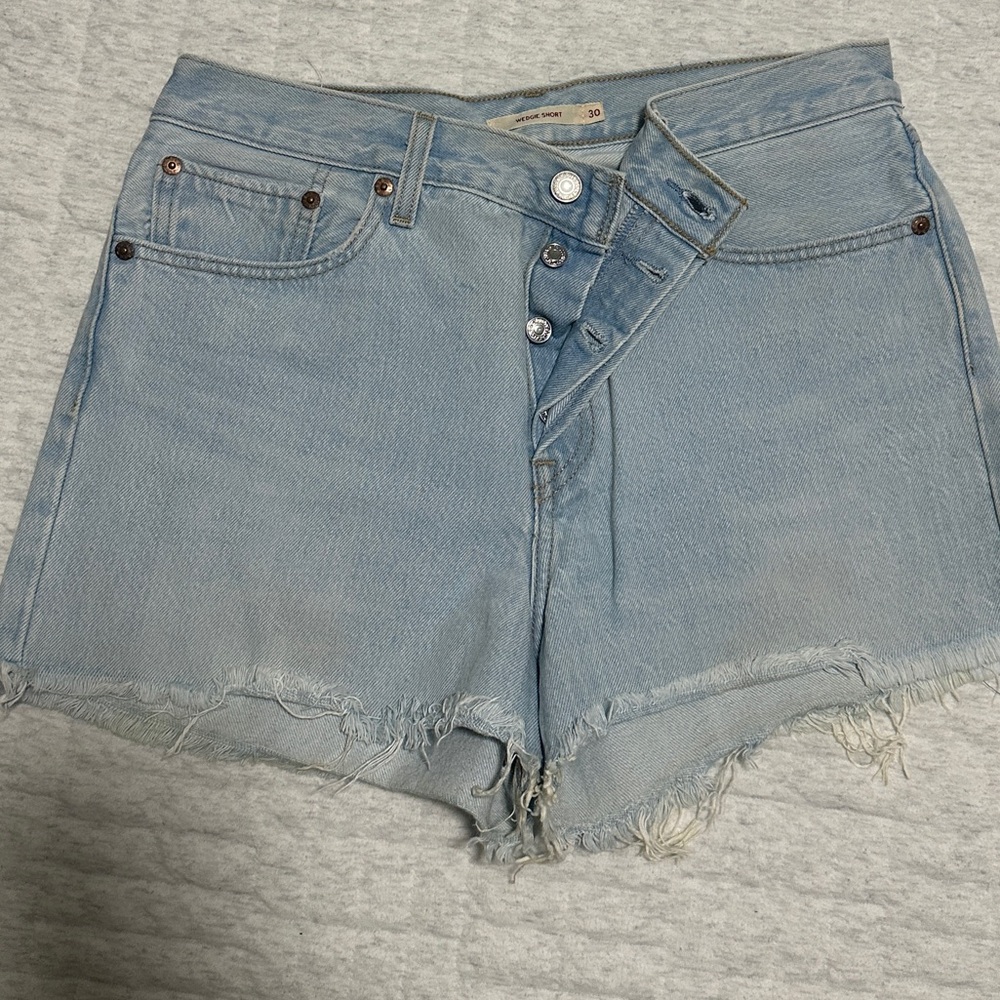 Levi’s wedgie short size 30
